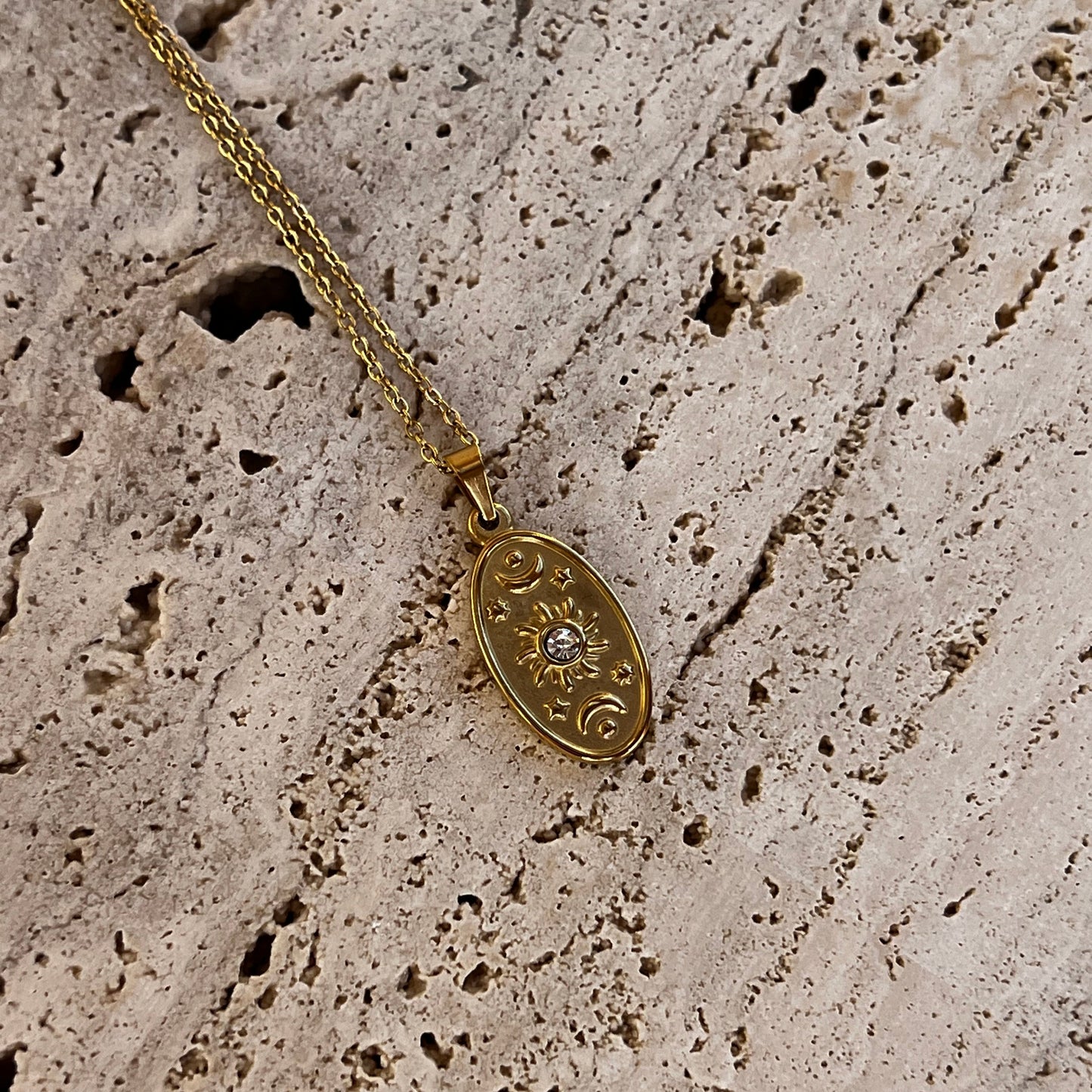 COLLAR ASTRAL