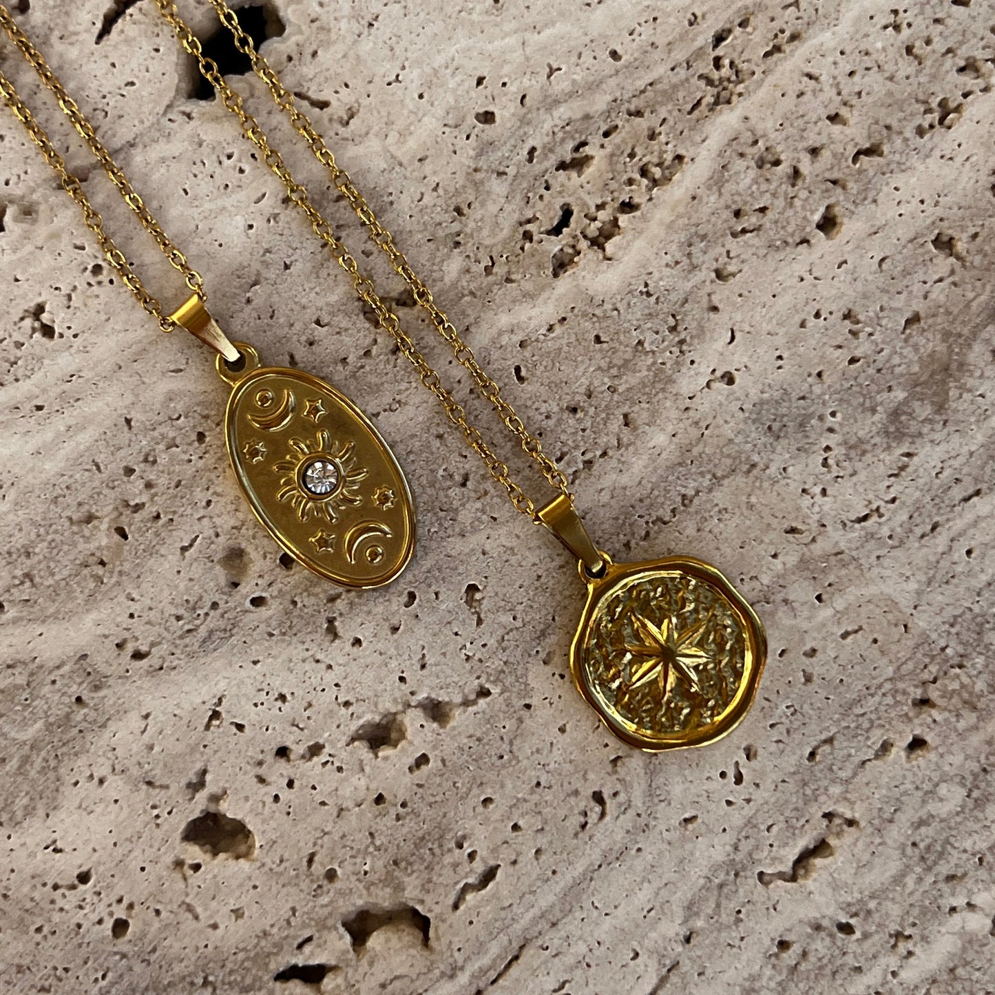 COLLAR ASTRAL